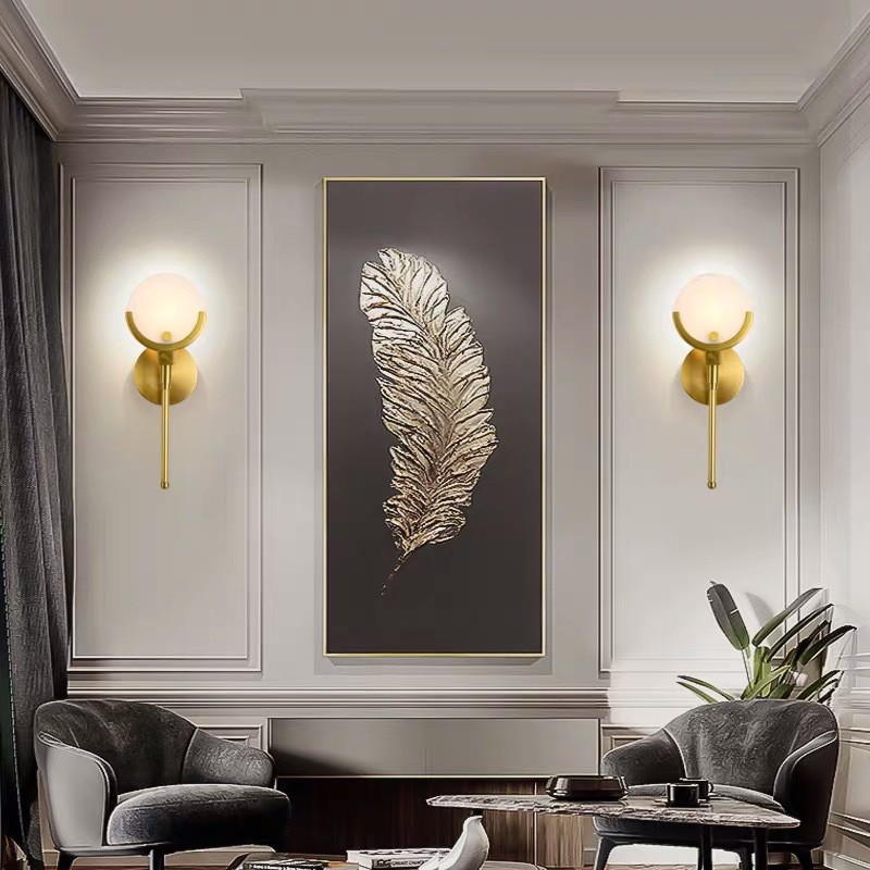Luxury Gold - Ring Resin Wall Lamp: Illuminate Space with Artistic Aesthetics