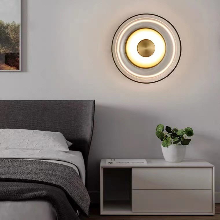 Modern Glass - Metal Wall Lamp: Minimalist Elegance for Sophisticated Spaces