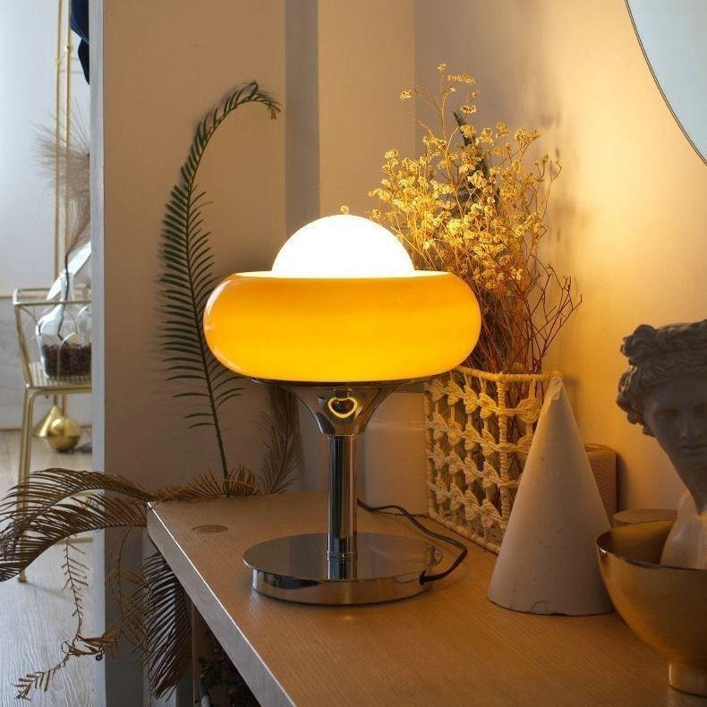 Medieval Nostalgic Bauhaus Decorative Desk Lamp