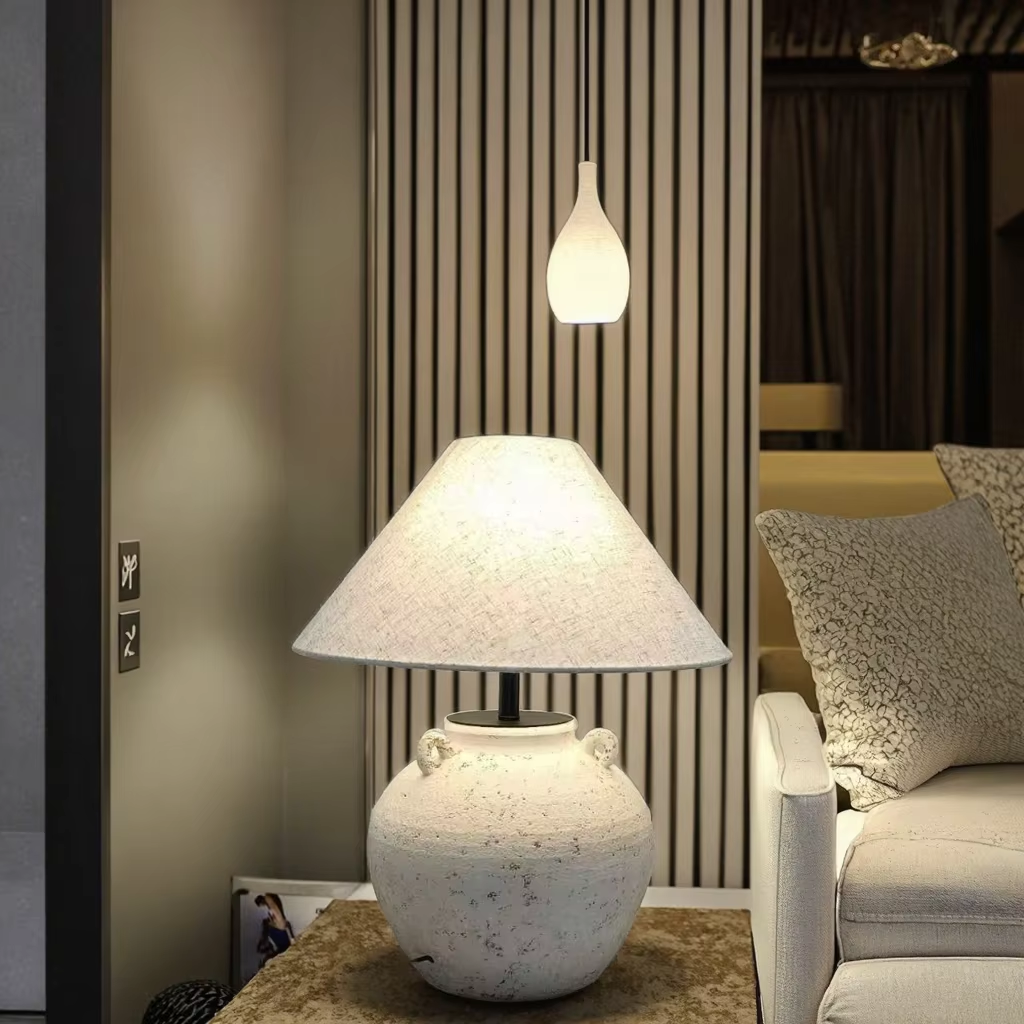 Rustic - Style Wabi - Sab Ceramic Table Lamp with Linen Shade