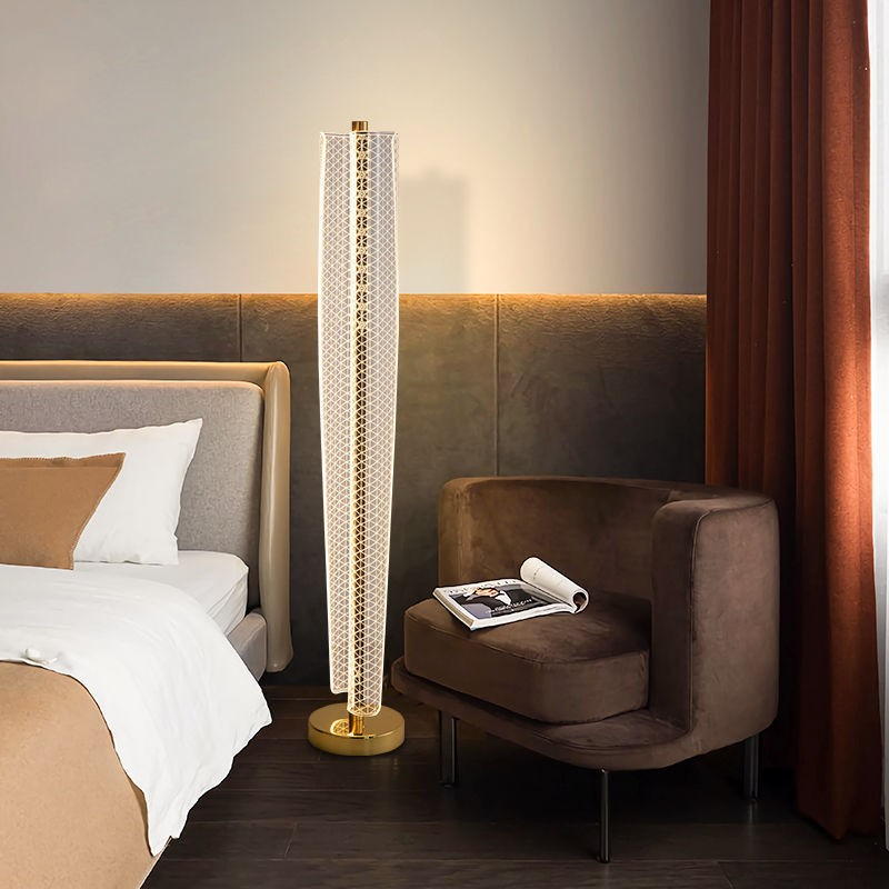 Modern Minimalist Floor Lamp: Illuminating Exquisite Small Spaces