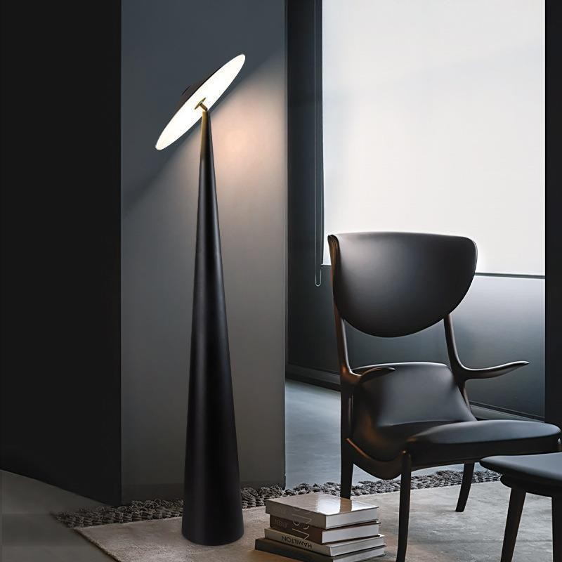 Minimalist Mushroom - Inspired LED Floor Lamp: Blend of Aesthetics & Functionality