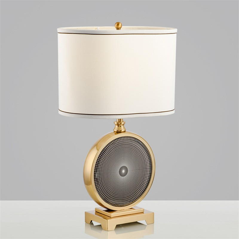 Elegant Iron - Fabric Table Lamp: Timeless Charm for Home Spaces