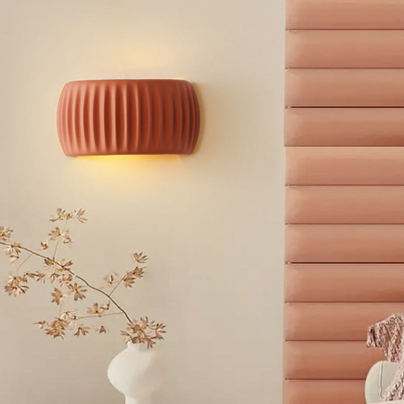 Nordic Minimalist Wall Sconce: Resin & Iron, G9 Light Source