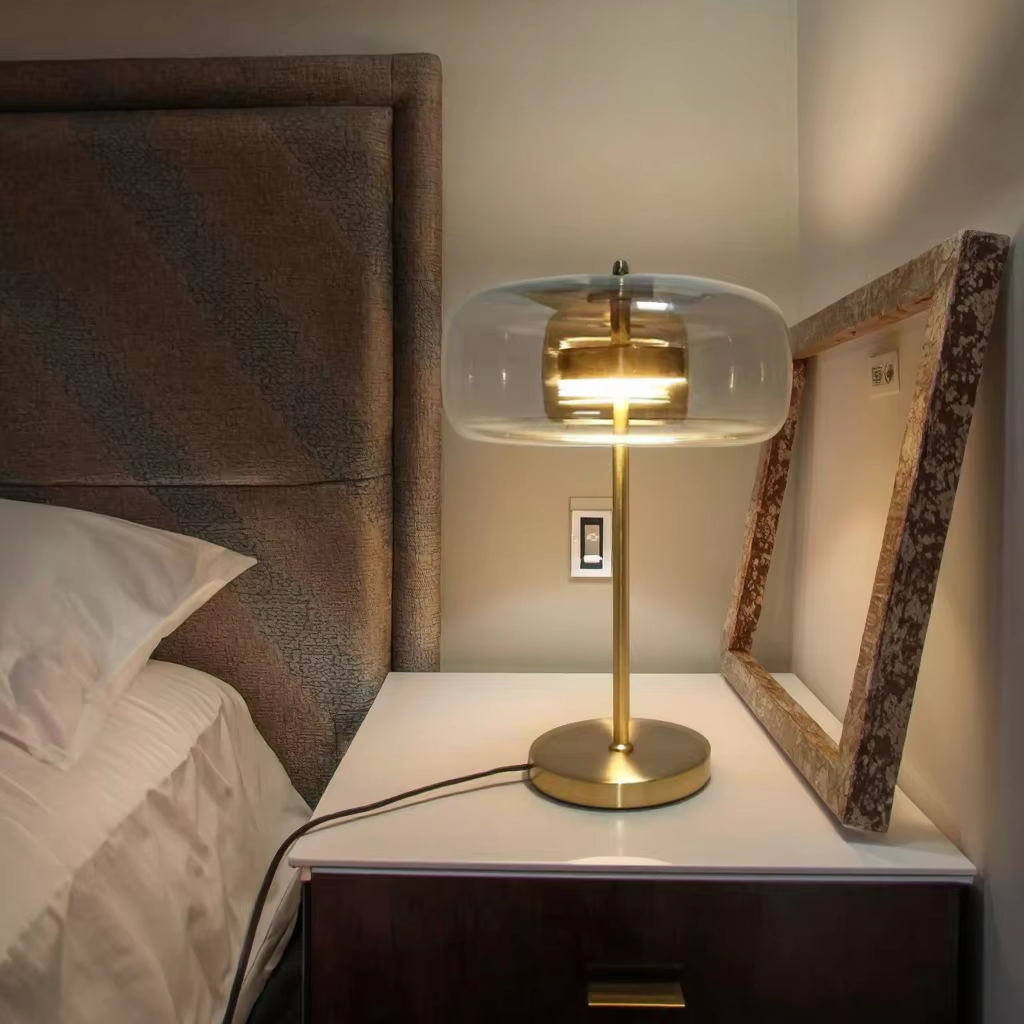 Amber Glass & Brass - like Elegance Table Lamp
