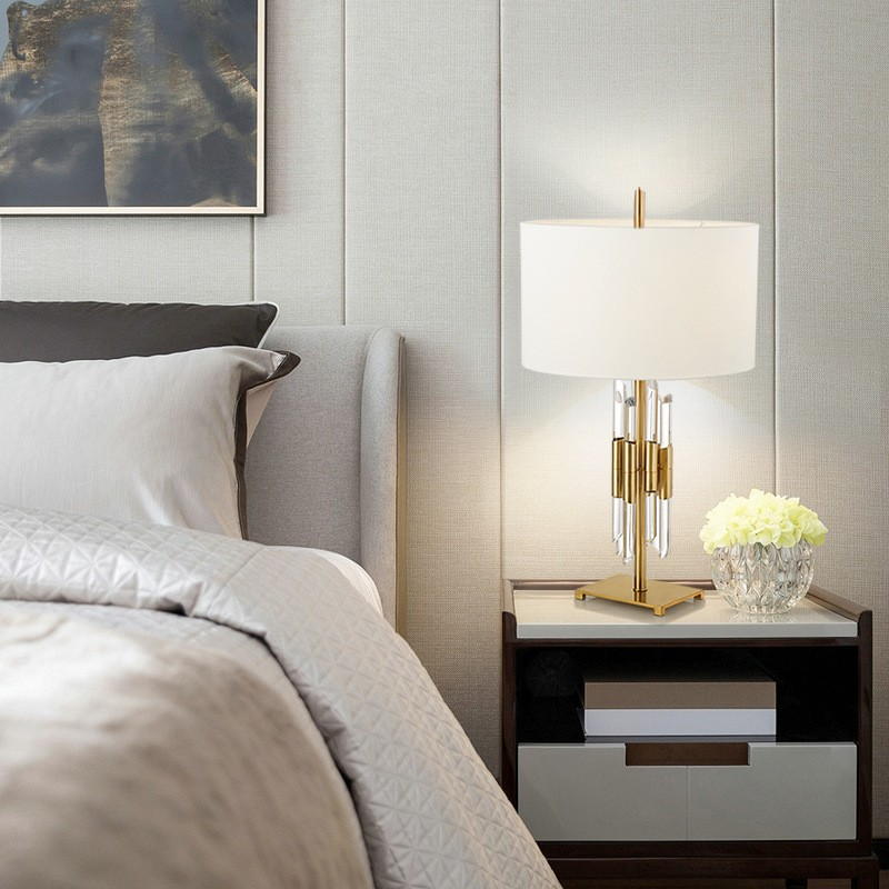 Modern Luxury Crystal Table Lamp: Elevate Spaces with Timeless Elegance