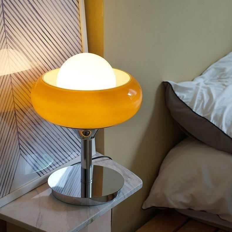 Medieval Nostalgic Bauhaus Decorative Desk Lamp