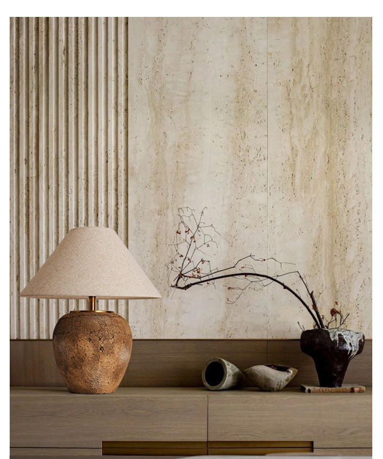 Vintage Ceramic Table Lamp with E26 Socket: Rustic Charm for Cozy Interiors