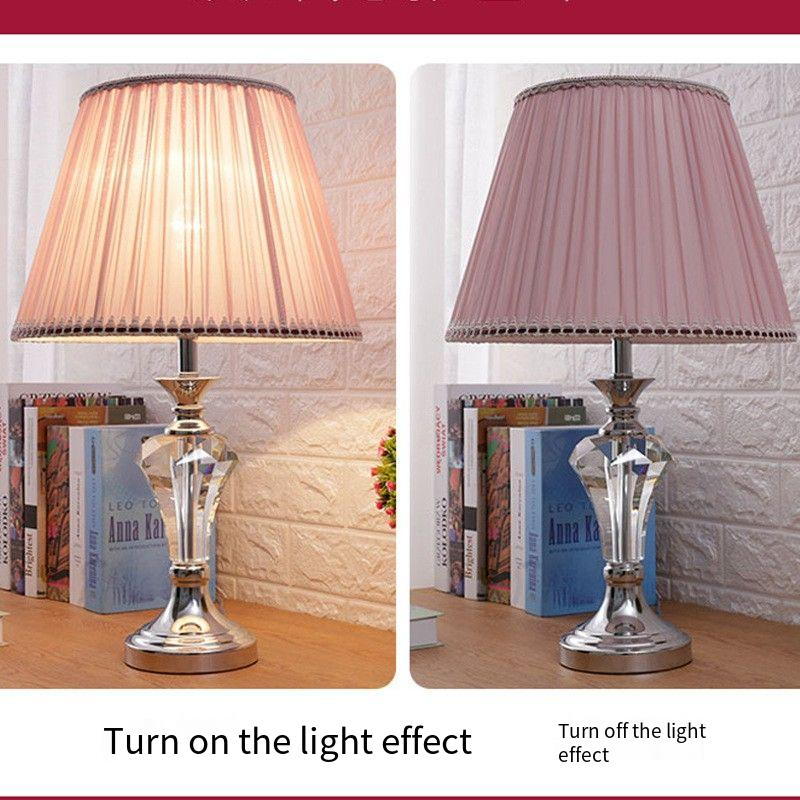 Elegant Crystal - Column Table Lamp: Artistic Light - Shadow Ambiance for Home Decor
