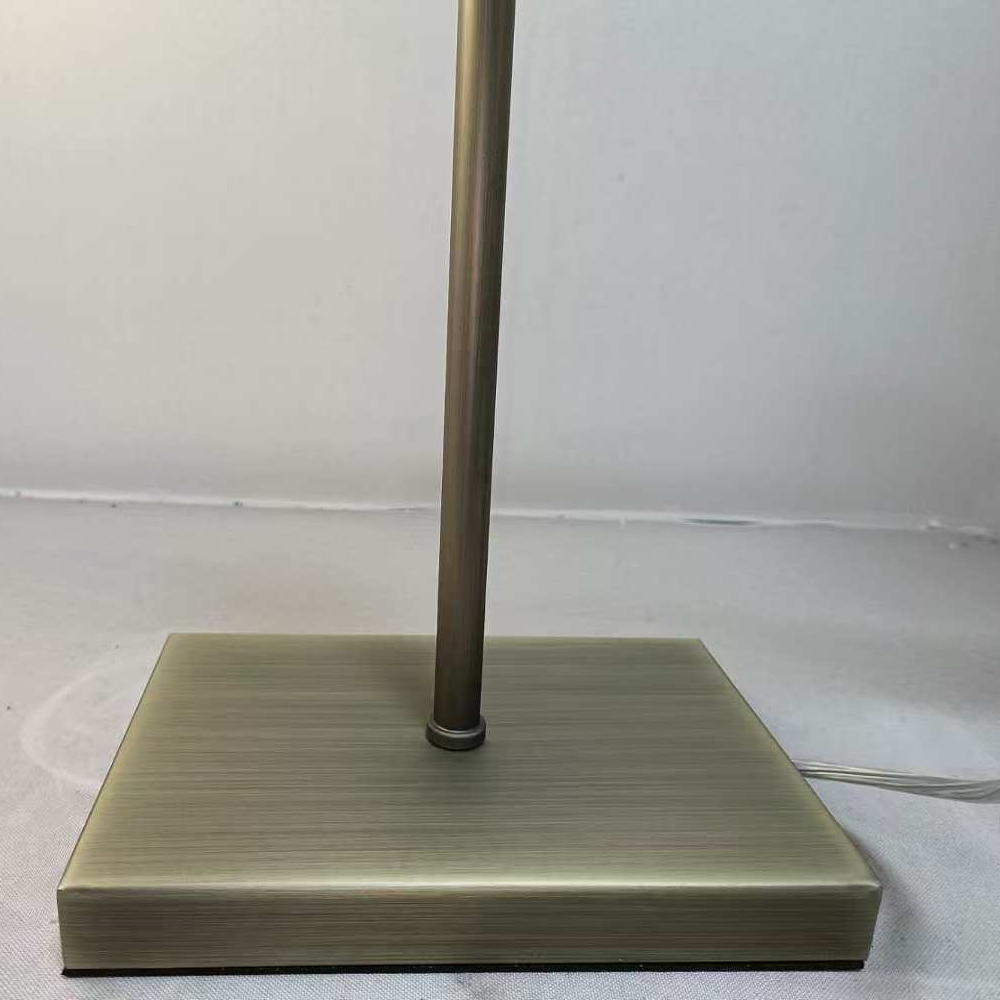 Modern Metal Swing Arm Table Lamp - Functional and Stylish Lighting Solution