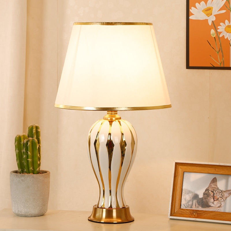 Elegant Ceramic Lamps: Timeless Design for Modern Living Spaces