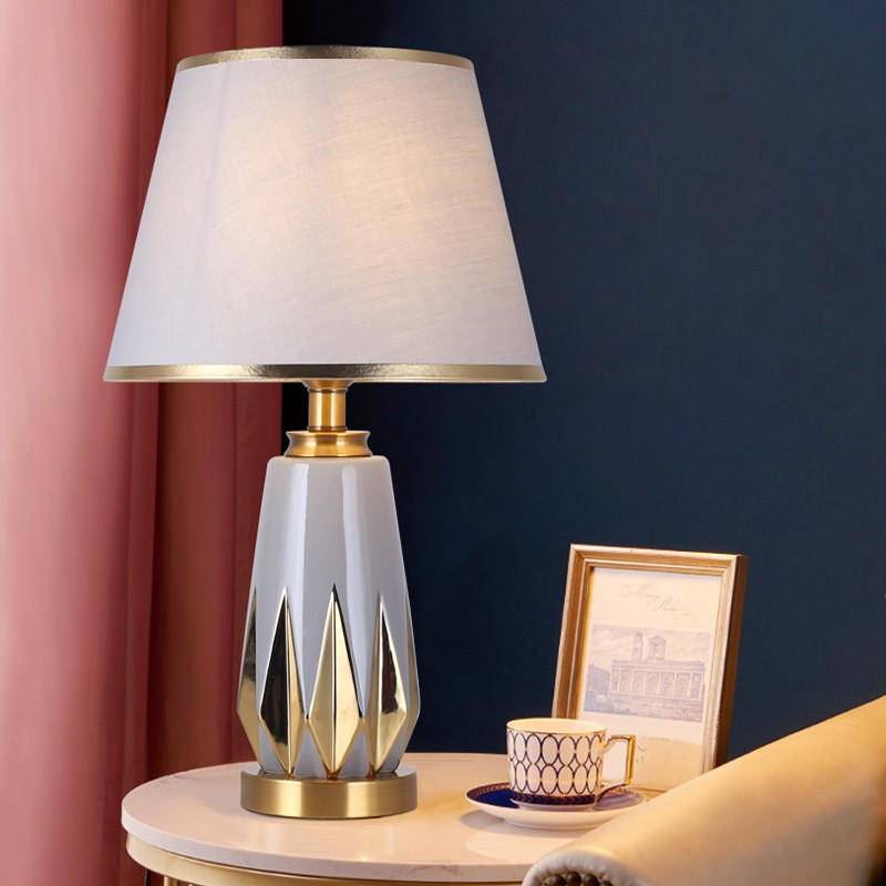 Elevate Your Home Decor with Exquisite Ceramic - Based Table Lamps: A Blend of Elegance and Warmth
