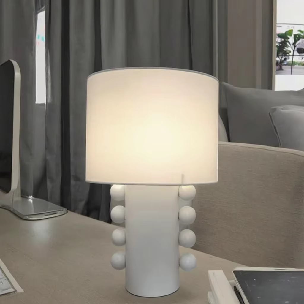 Modern Minimalist Spherical Decorative Table Lamp - Add a Touch of Playfulness to Your Space