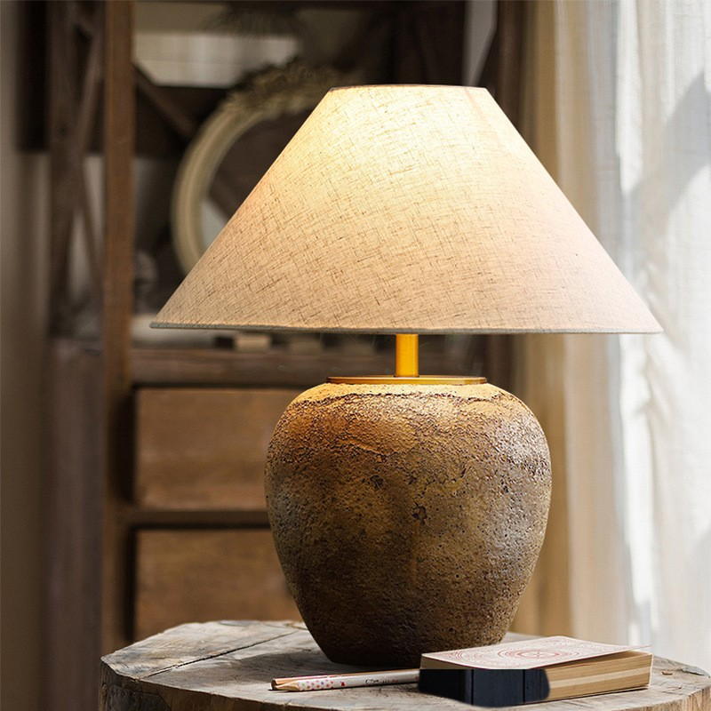 Vintage Ceramic Table Lamp with E26 Socket: Rustic Charm for Cozy Interiors