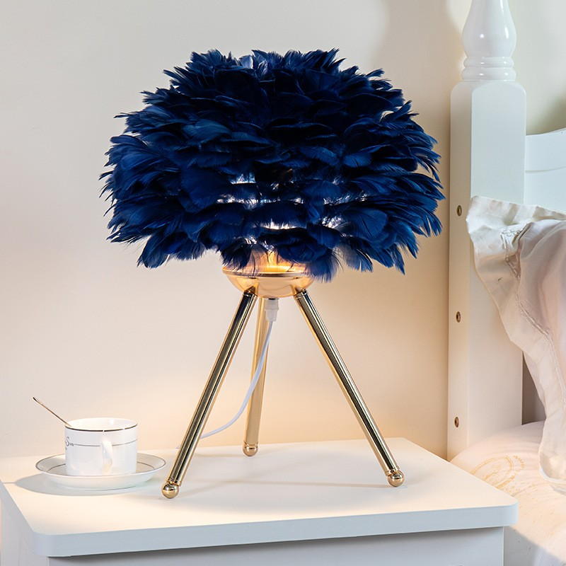 Add a Touch of Elegance with Feather Tripod Table Lamps: Perfect for Romantic and Luxurious Home Decor