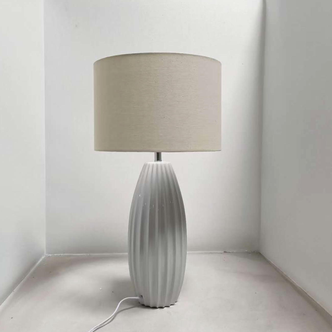 The Perfect Blend of Nature and Elegance: Table Lamp with E27 Lamp Holder, Linen Shade, and White Ceramic Base