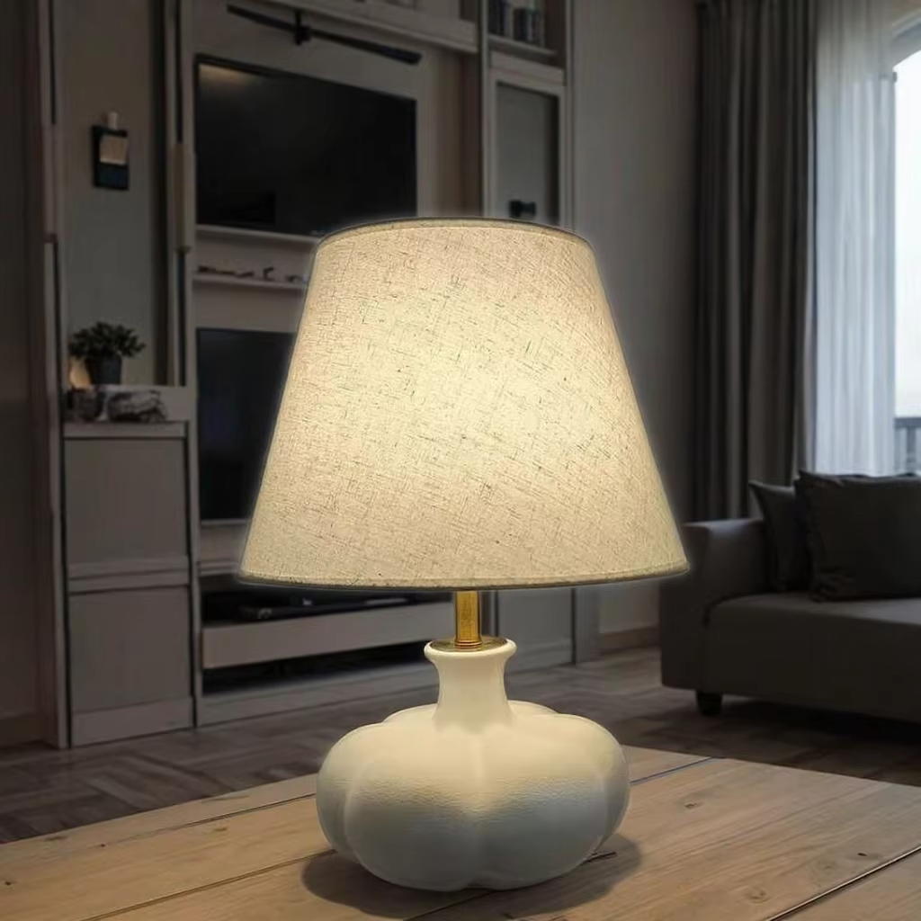 Elegant Ceramic Table Lamp with Linen Shade - A Perfect Blend of Style and Warmth