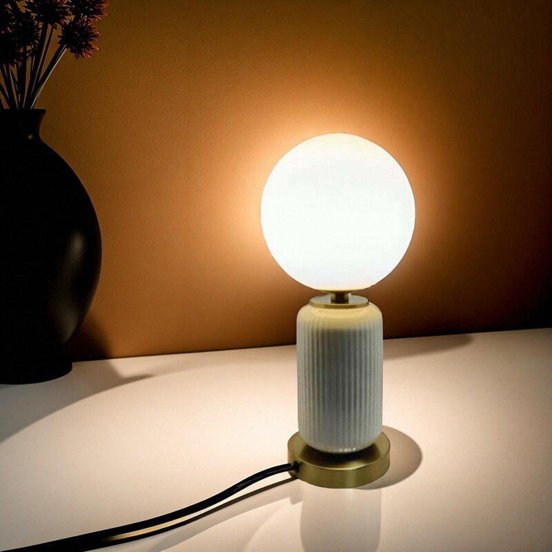 Modern Glass - Ceramic - Metal Integrated Table Lamp
