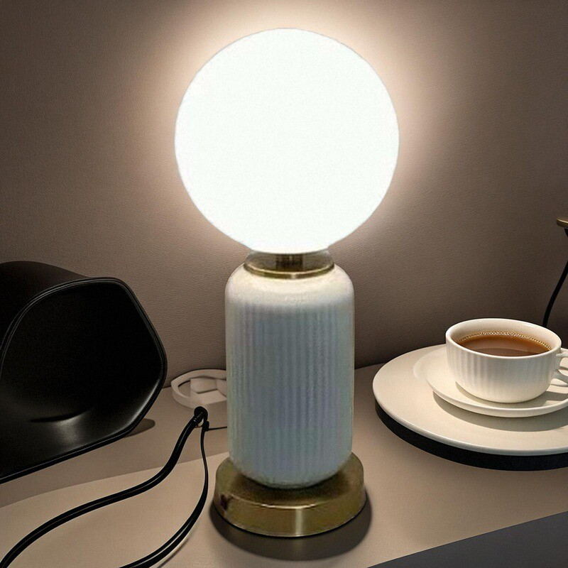 Modern Glass - Ceramic - Metal Integrated Table Lamp