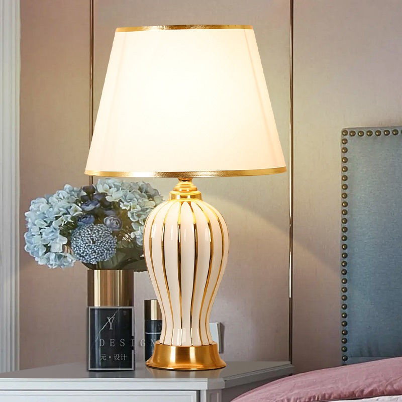 Elegant Ceramic Lamps: Timeless Design for Modern Living Spaces