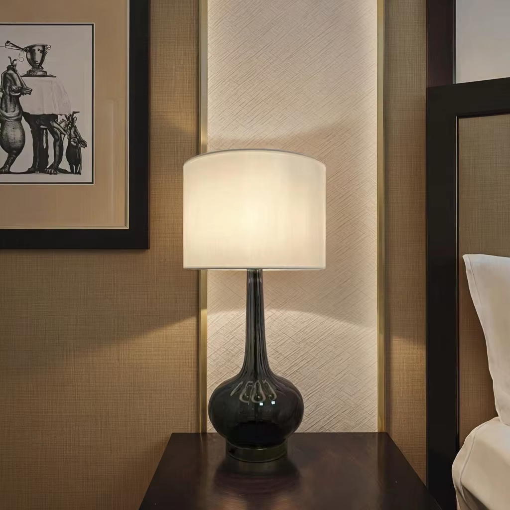 Mid - Century Retro Glass Table Lamp: Perfect for Vintage - Themed Interiors