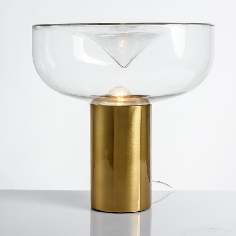 Modern Transparent Glass Table Lamp: Gold - Accented Elegance for Contemporary Spaces