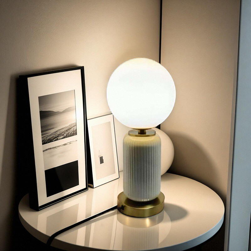 Modern Glass - Ceramic - Metal Integrated Table Lamp