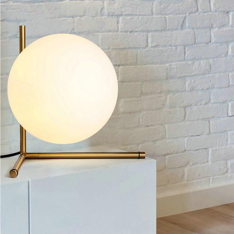 Simple glass ball desk lamp with bronze bracket