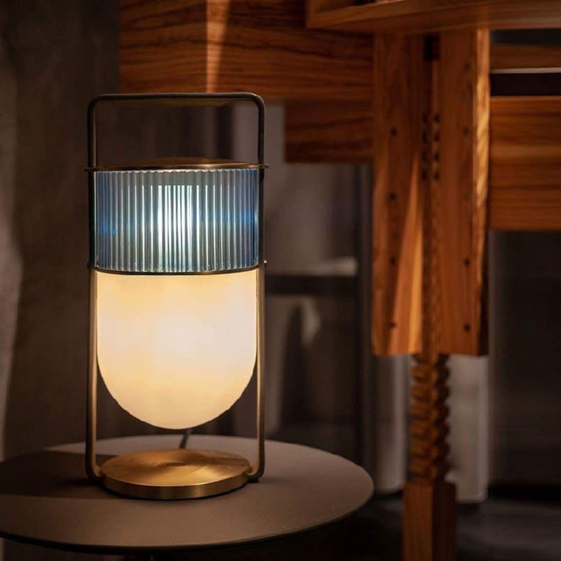 Modern Elegance: Dual - Shade Table Lamp with Metal Handle & Base
