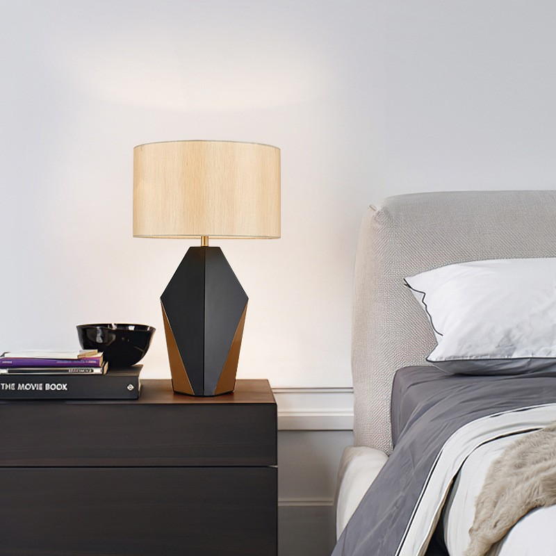 Modern Geometric Table Lamp: Elevate Small Spaces with Artistic Elegance
