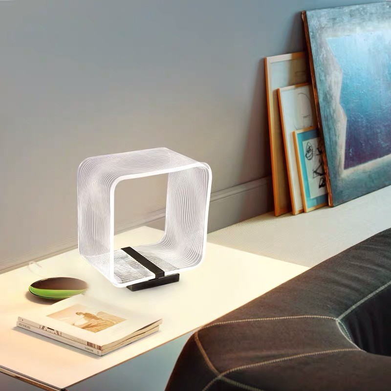 Modern Geometric Acrylic Table Lamp: Sculptural Light for Minimalist Spaces