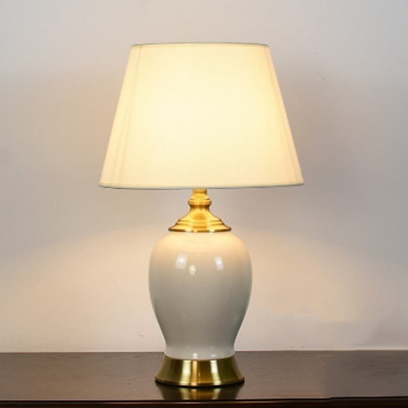 Minimalist Yellow Ceramic Table Lamp: Timeless Sophistication with Fabric Shade & Gold Metal Base