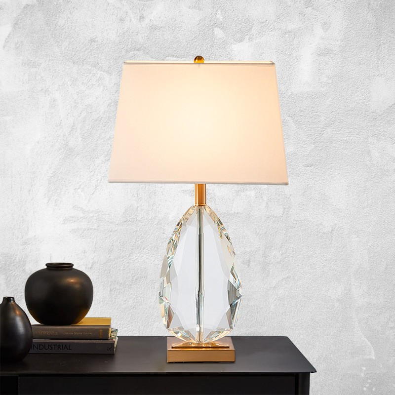 Luxe Geometric Crystal Table Lamp: Timeless Elegance with Linen Shade