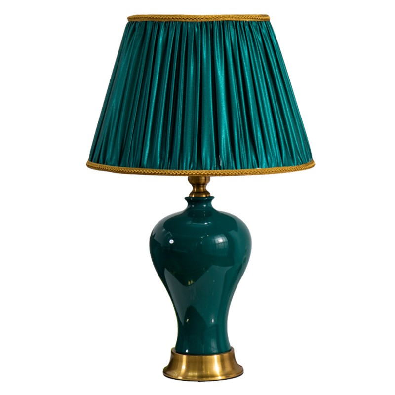 Luxury Geometric Ceramic Table Lamp: Gold - Accented Elegance for Modern Spaces