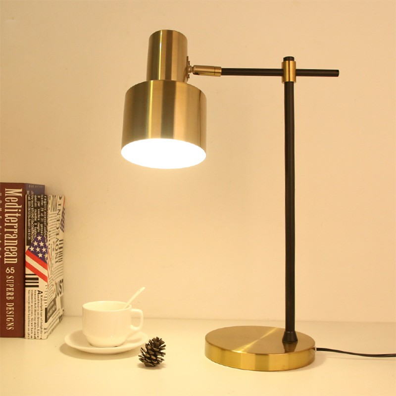 Modern Adjustable Iron Desk Lamp: Sleek Brass Aesthetics + E27 Flexibility for Focused, Stylish Illumination