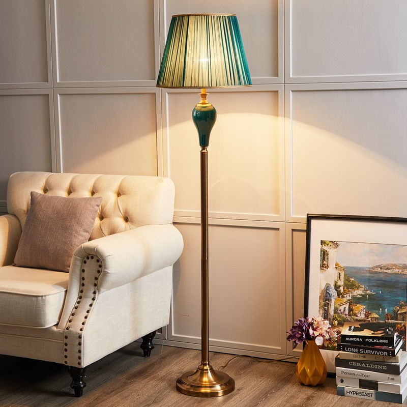 Modern Vintage Luxury Floor Lamp: Fabric Shade + Ceramic & Iron Fusion for Timelessly Elegant Spaces