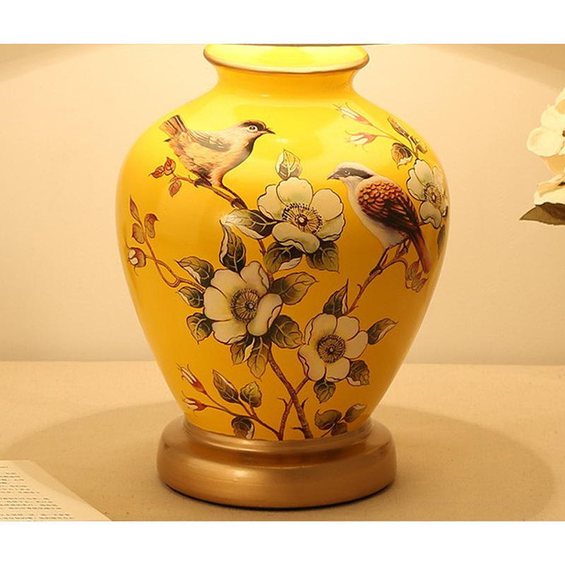 Hand-Painted Ceramic Table Lamp: Vintage Floral & Bird Artistry