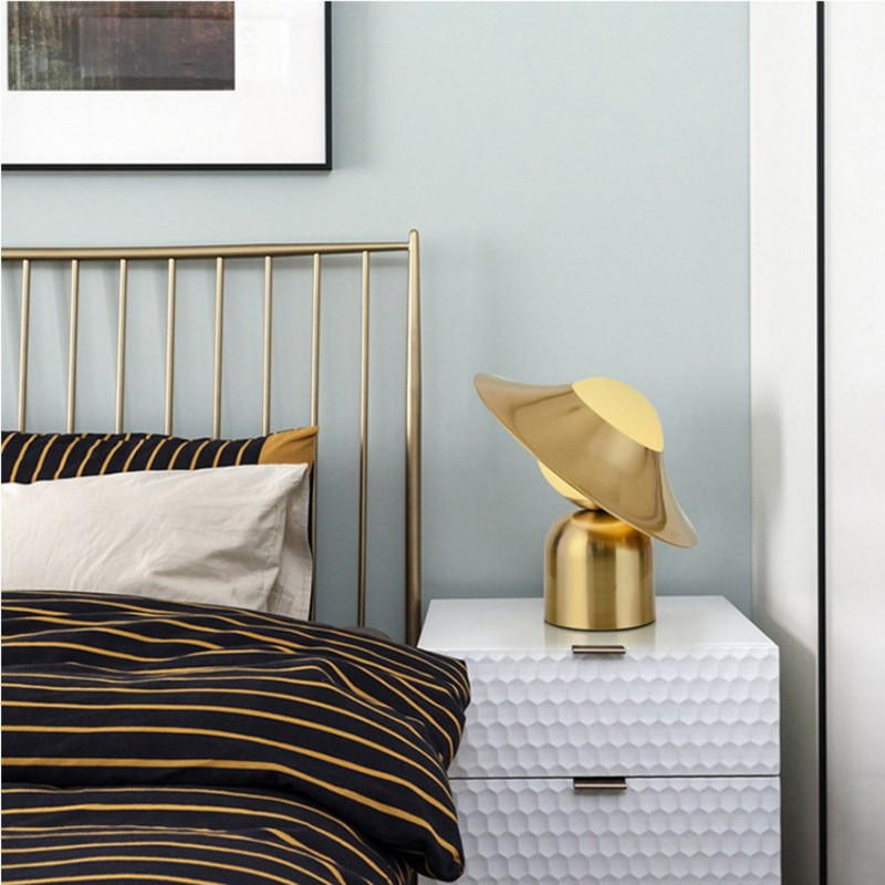 Artistic Mushroom - Shaped Table Lamp: Metal Plating & Frosted Glass Fusion