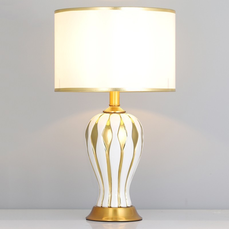 Art Deco Ceramic Table Lamp: Gold-Accented Elegance with Fabric Shade & Metal Base
