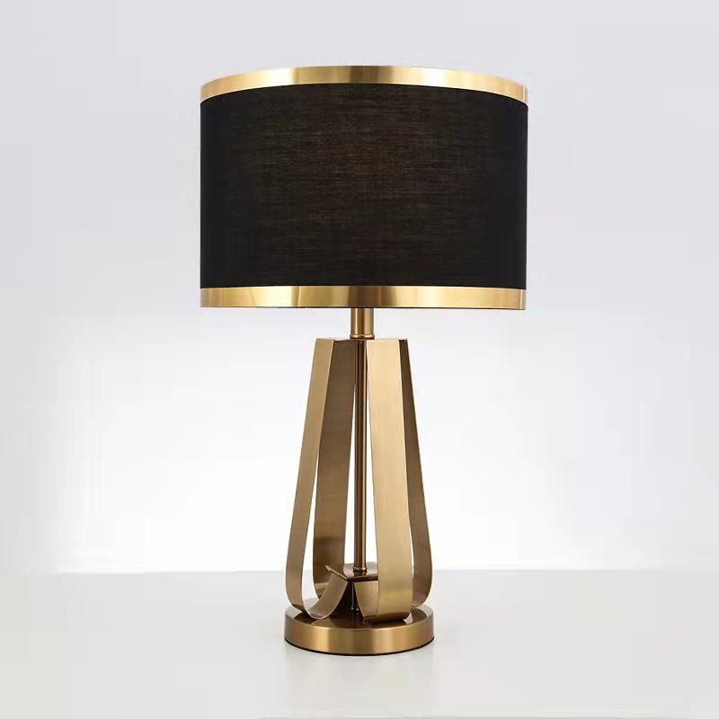 Modern Luxury Brass Table Lamp: Elevate Your Space with Artistic Design