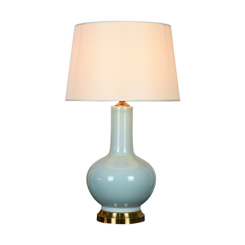 Elegant Ceramic Table Lamp: Fusion of Craftsmanship & Modern Aesthetics