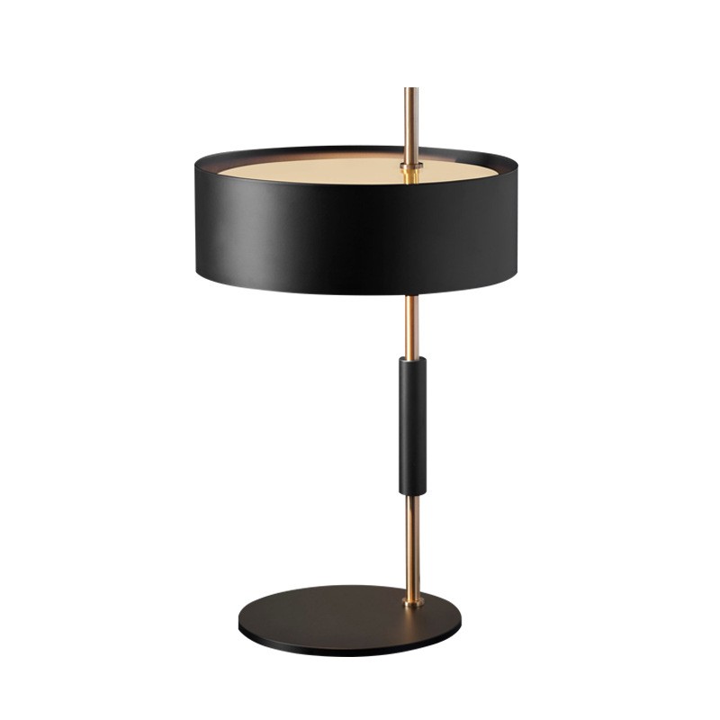 Modern Minimalist Iron Art Desk Lamp: Elevate Spaces with Gold-Toned Sophistication