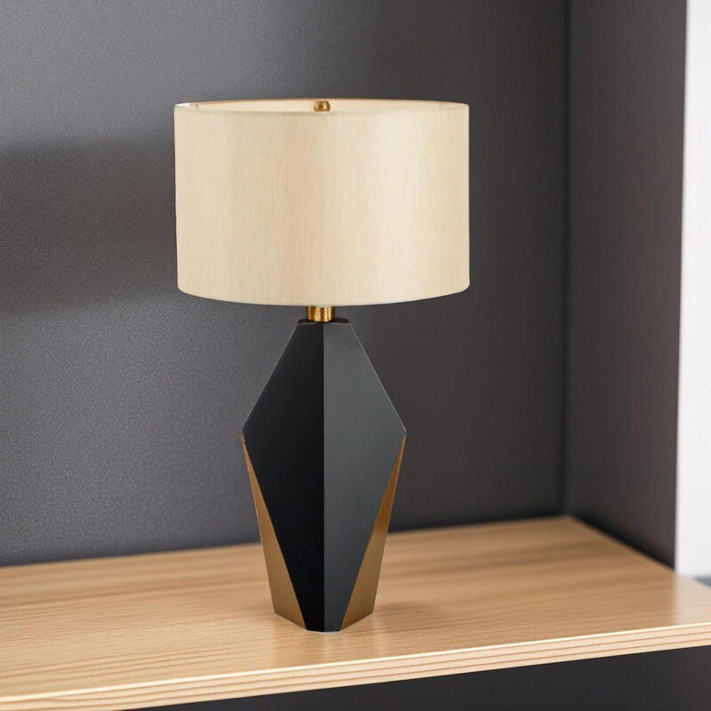 Modern Geometric Table Lamp: Elevate Small Spaces with Artistic Elegance