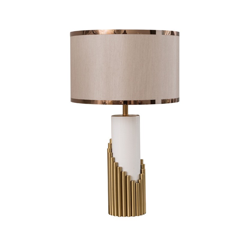 Modern Luxe Table Lamp: Metal & Linen Harmony for Elevated Interiors