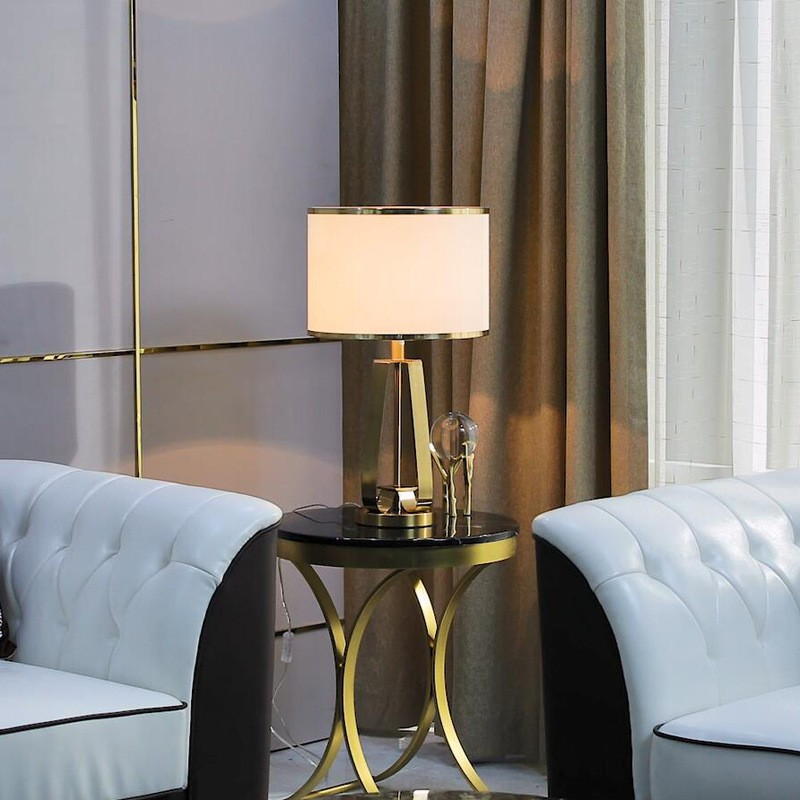Modern Luxury Brass Table Lamp: Elevate Your Space with Artistic Design