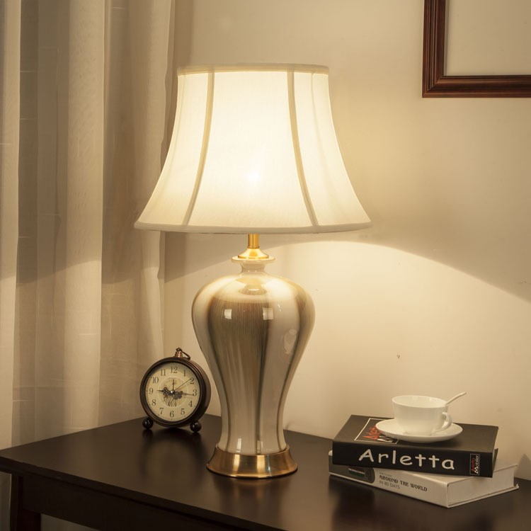 Elegant Chinese - Style Ceramic Table Lamp: Timeless Charm for Your Home