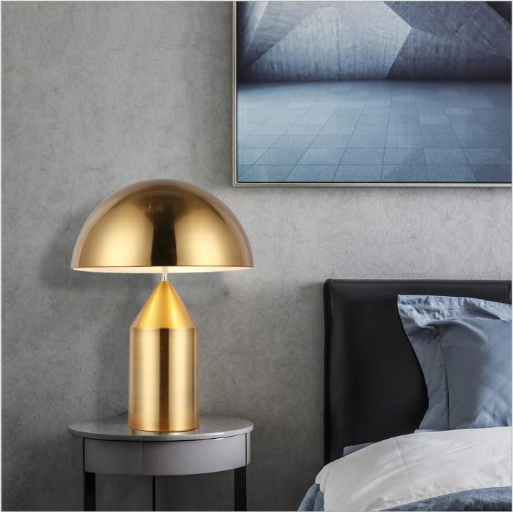 Modern Metal Mushroom Table Lamp: Sculptural Elegance for Contemporary Spaces