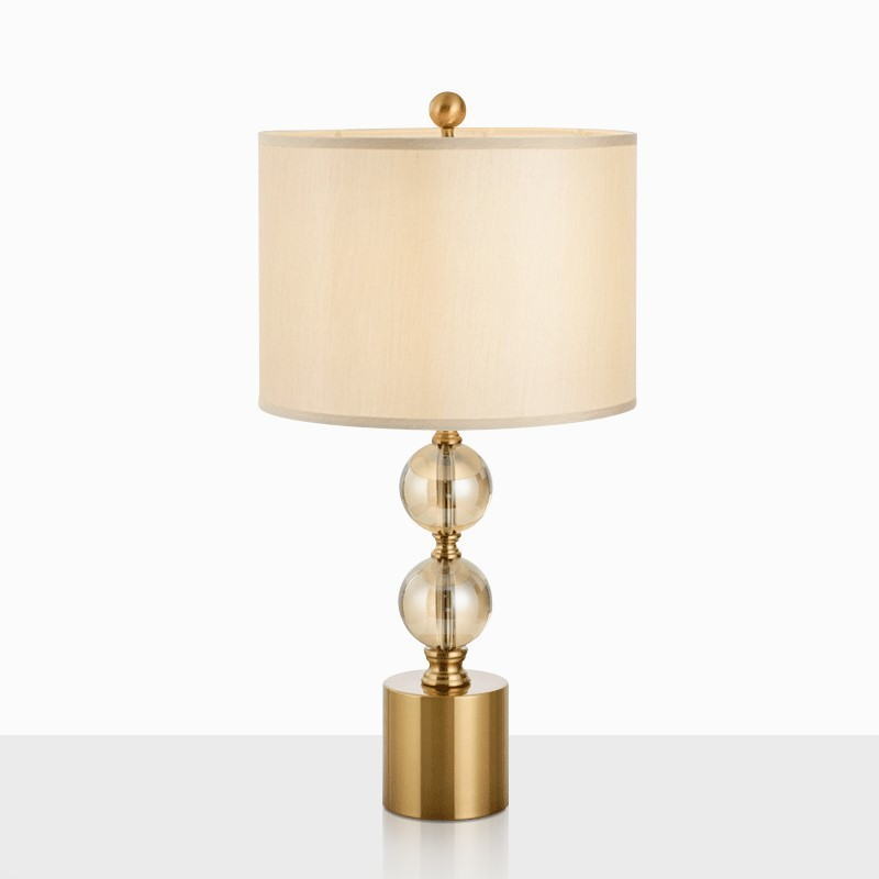 Vintage - Luxe Amber Crystal Table Lamp: Timeless Elegance in Glass & Brass