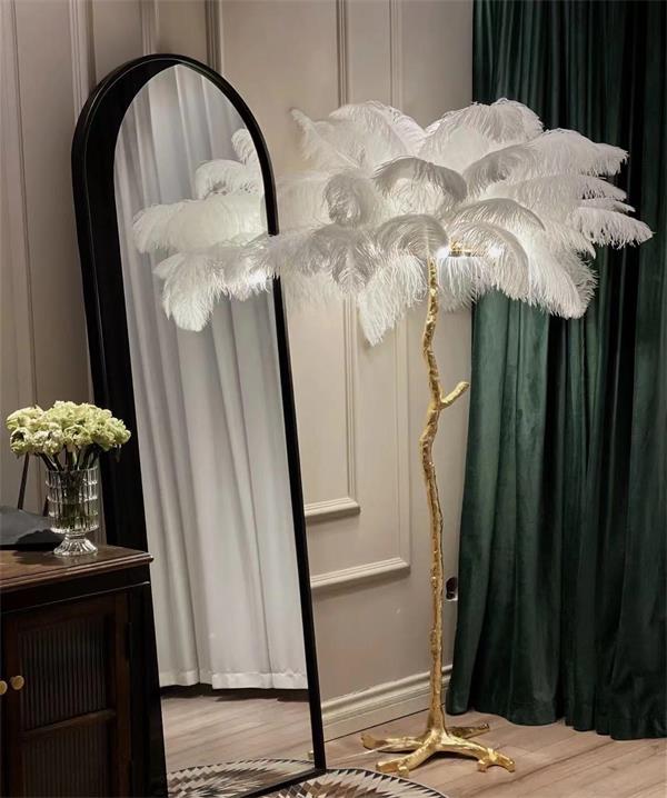 Artistic Feather Floor Lamp: Gold Resin Tree Trunk Design
