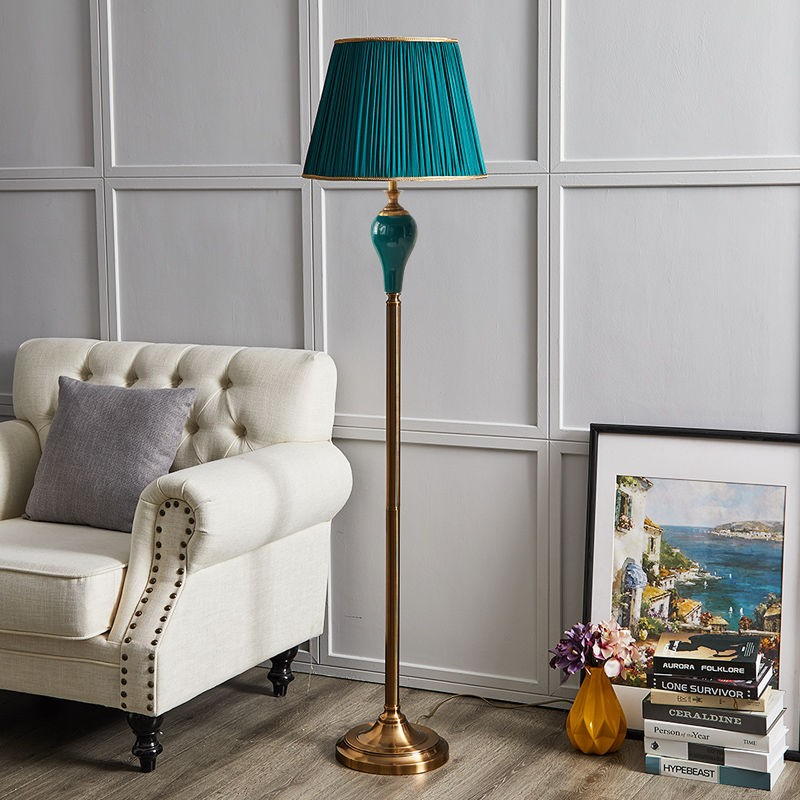 Modern Vintage Luxury Floor Lamp: Fabric Shade + Ceramic & Iron Fusion for Timelessly Elegant Spaces